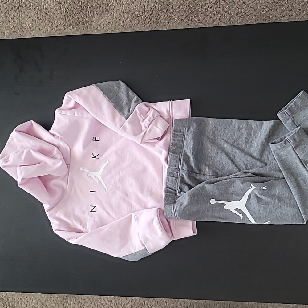 Nike hoodie and leggings sz 24m